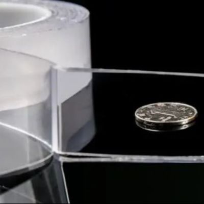 Rolo de fita nano transparente Adesivo forte e reutilizável para aplicações domésticas e industriais, espessura de 2 mm